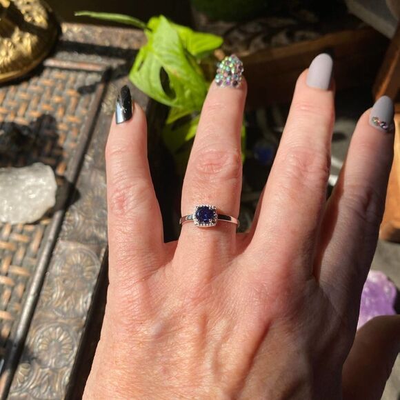 Round Tanzanite Halo & CZ Sterling Silver Ring Size 6,8 - Picture 2 of 6
